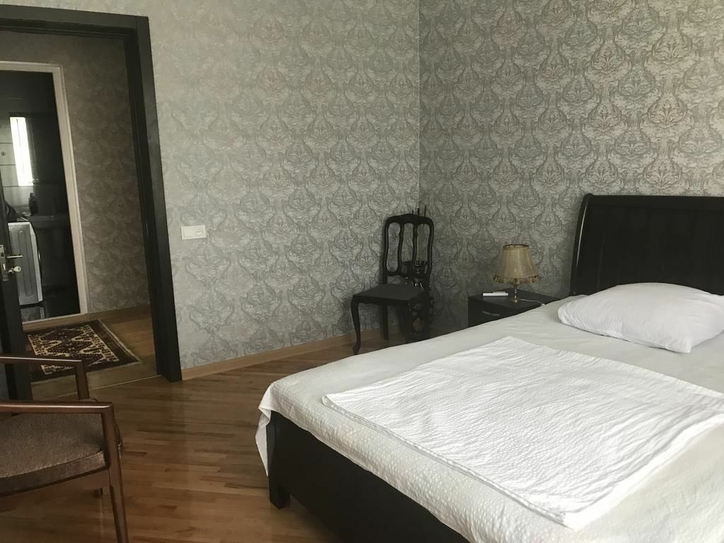 Guest House Tasunia Kutaisi Eksteriør bilde